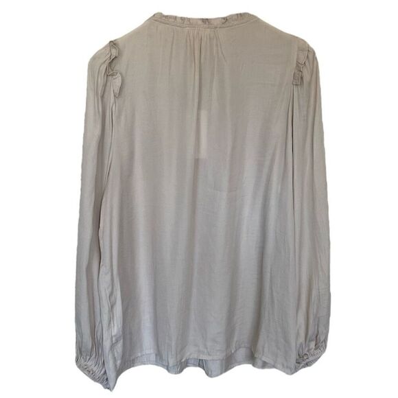Grade & Gather Beige Ruffle Trim Long Sleeve Button Up Top NWT Size Small - Picture 2 of 5